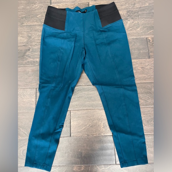 Elegant Teal and Black Skinny Pants - Picture 2 of 8